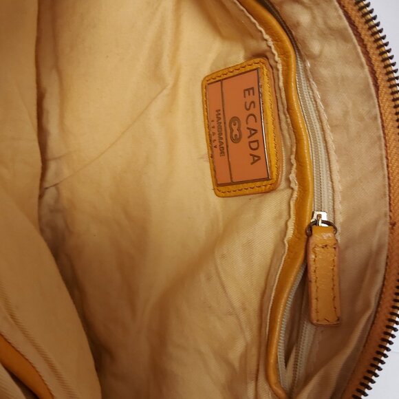 Escada Shoulder bag in Orange - Picture 6 of 9